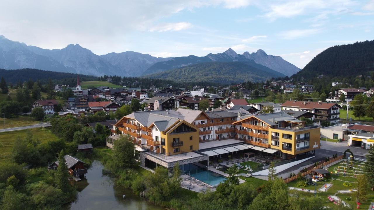 Hotel Seespitz Superior - Adults Only 蒂罗尔-泽费尔德 外观 照片